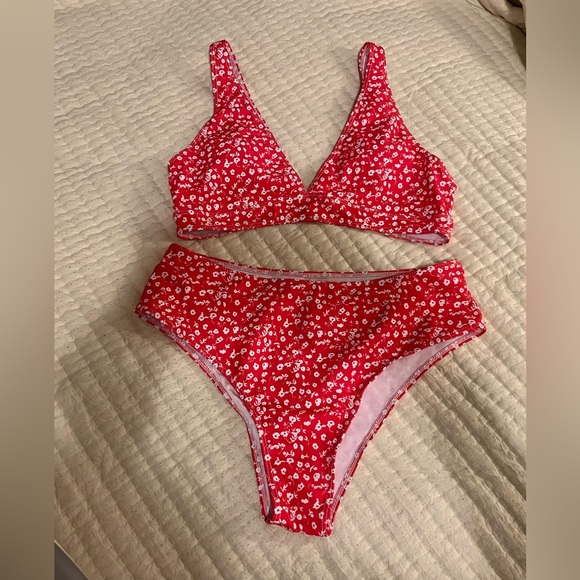 Women’s two piece swim suit size Large - Picture 2 of 8